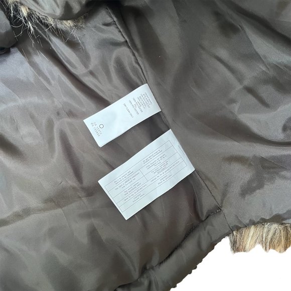 Joe Fresh Faux Fur Hip Length Vest Women's Size L - Picture 9 of 12